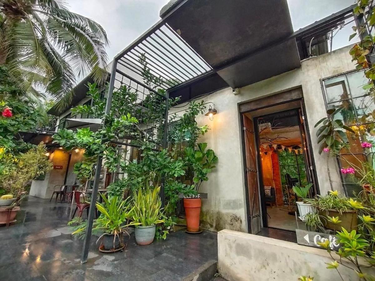 Gajib Bed&Breakfast Амфава Екстериор снимка